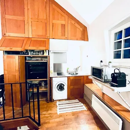 Tropical Duplex In *